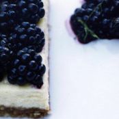 CHEESECAKE w/MINTED BLACKBERRIES