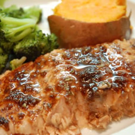Balsamic-Glazed Salmon Fillets