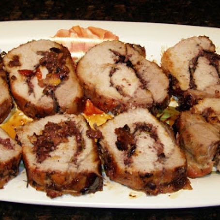 Pork Tenderloin w/Kalamata, Figs and Hazelnuts