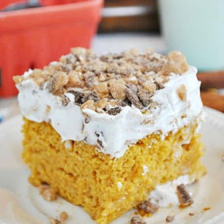 Pumpkin Poke Cake