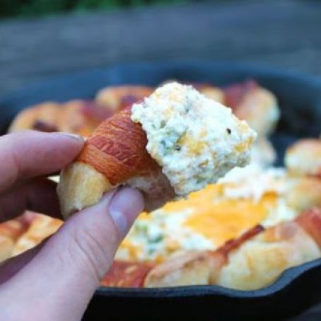 JALAPEÑO POPPER PULL-APART BREAD