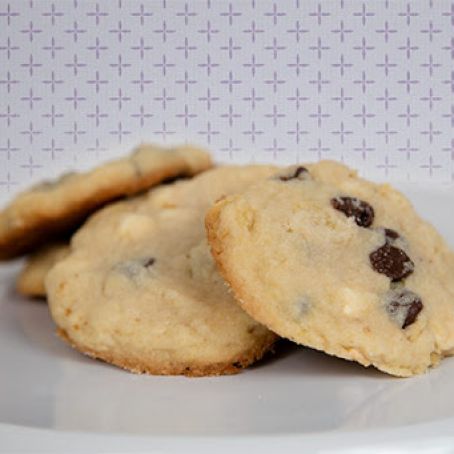 CHIP CHIP HOORAY COOKIES - with potato chips