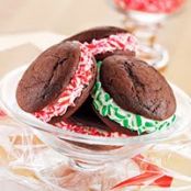 Peppermint Whoopie Pies