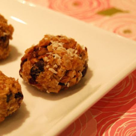 Peanut Butter and Honey Snack Balls