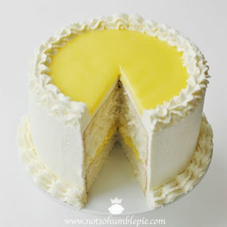 Lemon Mascarpone Cream Cake