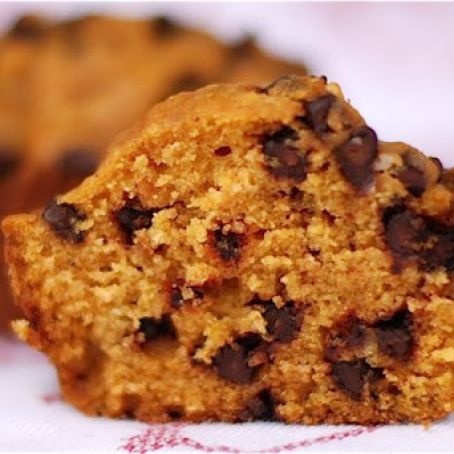 Pumpkin Chocolate Chip Muffins