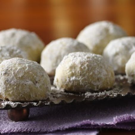 Gluten-Free Russian Tea Cakes