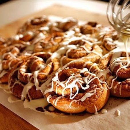 Whole Wheat Cinnamon Rolls*