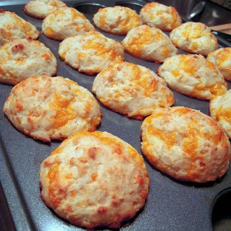 Jim N' Nicks Cheesy Biscuits