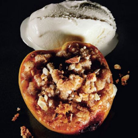 Roasted Peaches with Amaretti Crumble