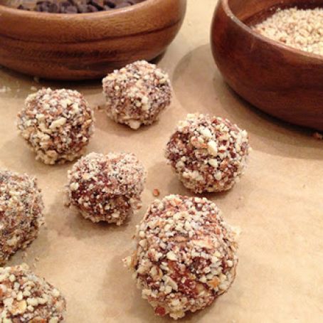 Reboot - Snack - Almond-Oat Bites