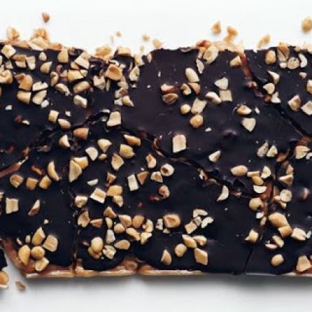 CHOCOLATE PEANUT TOFFEE