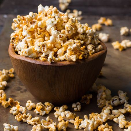 BUTTERY BUFFALO POPCORN