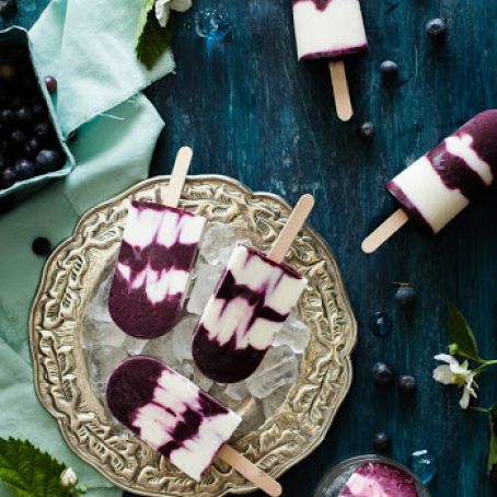 Roasted Blueberry Balsamic Goats Cheese Frozen Yogurt Pops