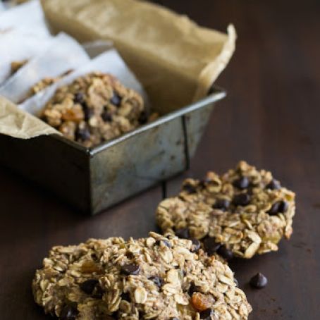 Chocolate Chip Oatmeal Cookies