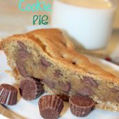 Pretzel Bottom Peanut Butter Cup Cookie Pie