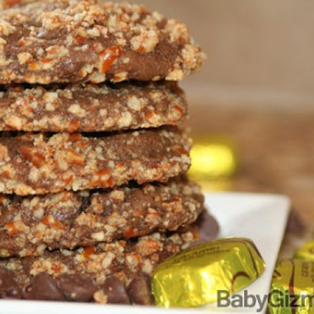 Pretzel Crusted Double Chocolate Caramel Cookies