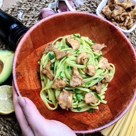 Linguine w/Wild Mushrooms & Avocado Pest