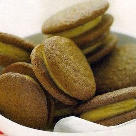 Molasses Sandwich Cookies