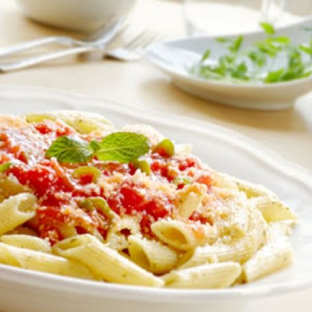 Pasta with Puttanesca Sauce