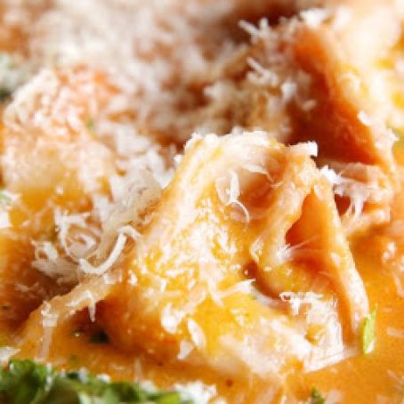 Tuscan Tortellini Soup