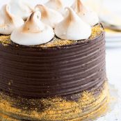 Banana-Graham S’mores Cake Supreme