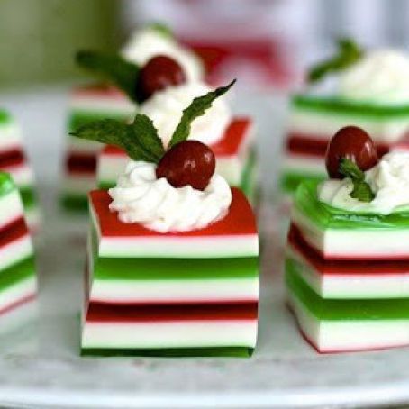 Holly Jolly Jelly Shots