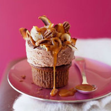 GERMAN CHOCOLATE CUPCAKES