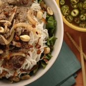 Rice noodle bowl with stir-fried beef (bun thit bo xao)