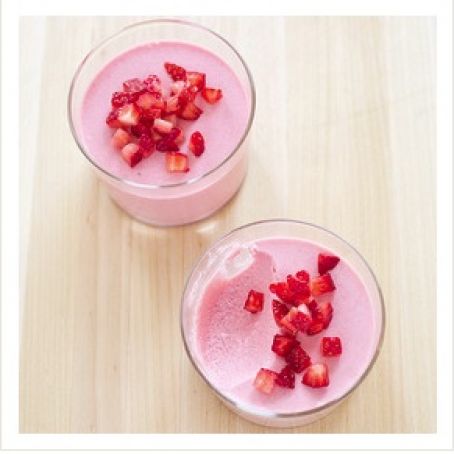 Fresh Strawberry Mousse