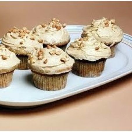 Banana Cupcakes w/Penut Butter Frosting