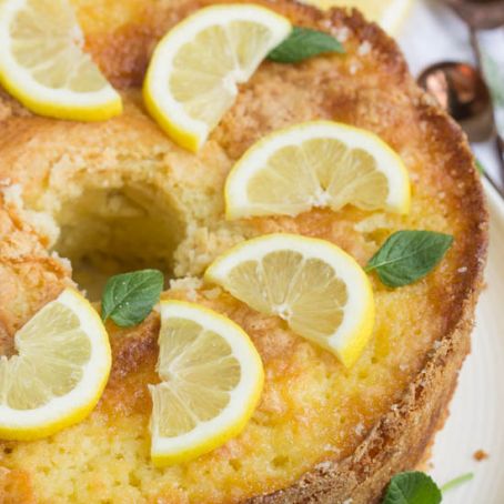 Lemon Pound Cake - Famous Ritz Carlton Hotel *(Nancy)