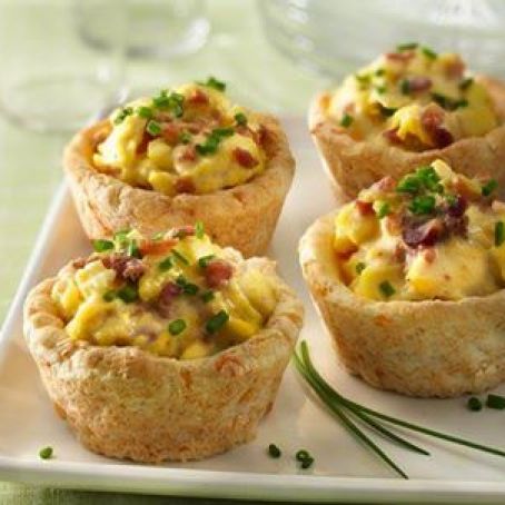 Scrambled Egg Biscuit Cups