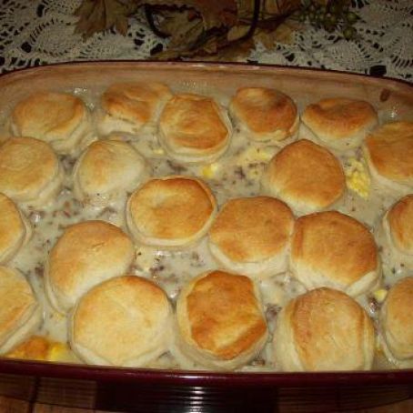 Biscuits & Gravy Breakfast Casserole