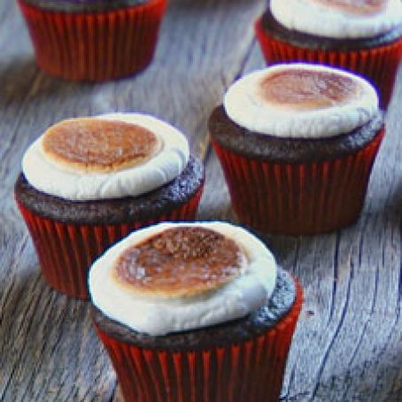 Toasted Marshmallow Cupcakes