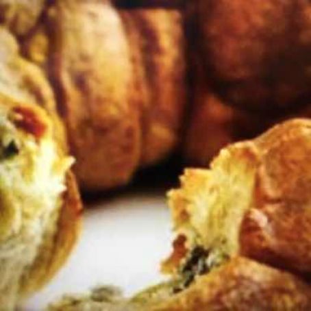 Game-Day Spinach Pull-Aparts