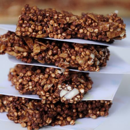 CHOCOLATE PUFFED QUINOA BARS