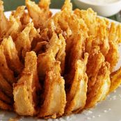 SNACKS - Almost-Famous Bloomin' Onion