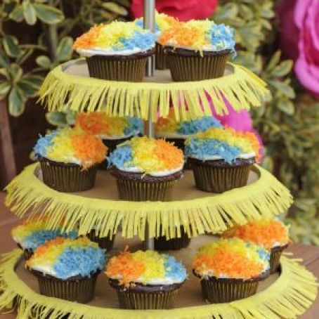 Pinata Cupcakes