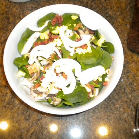 FRESH SPINACH SALAD