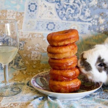 Raspberry White Wine Glazed Donuts [Vegan]