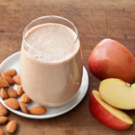 Apple Almond Power Smoothie