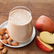 Apple Almond Power Smoothie