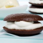 Classic Whoopie Pies