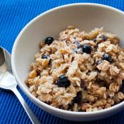 Baked Oatmeal With Fruit