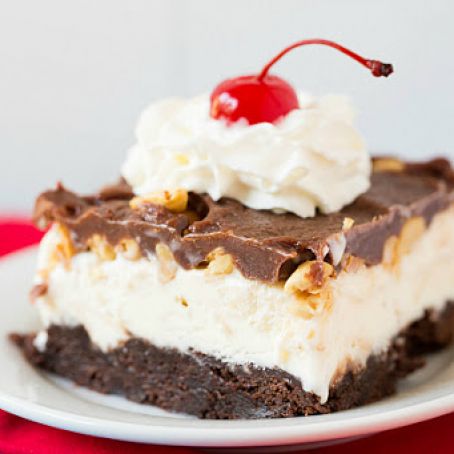 Frozen Brownie Sundae