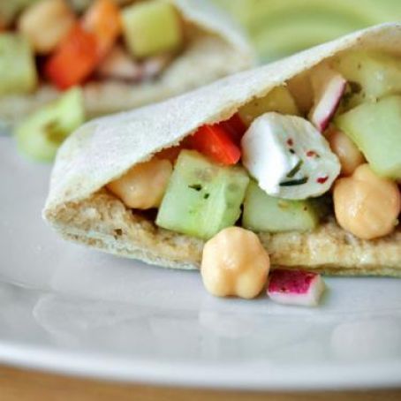 Chickpea Salad Pitas
