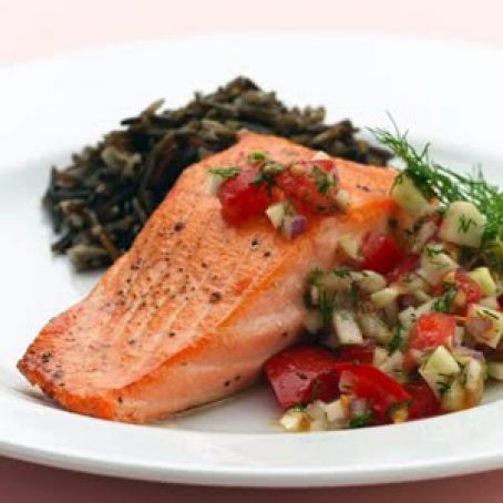 PAN SEARED SALMON w/FENNEL & DILL SALSA