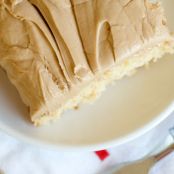 Root Beer Float Cake with Cream Cheese Frosting