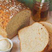Soft Honey Oat Bread